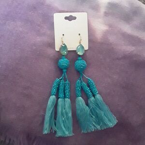 Nwt Mia statement earrings